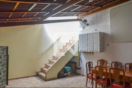 Casa à venda com 130m², 3 quartos e 2 vagasChurrasqueira