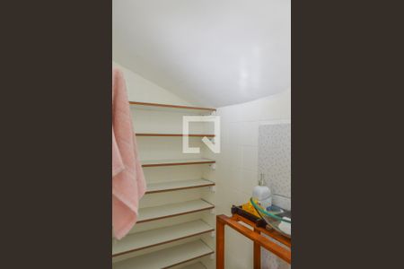 Casa à venda com 130m², 3 quartos e 2 vagasBanheiro de serviço