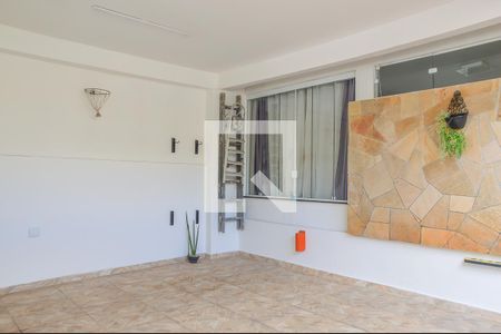 Casa à venda com 130m², 3 quartos e 2 vagasGaragem