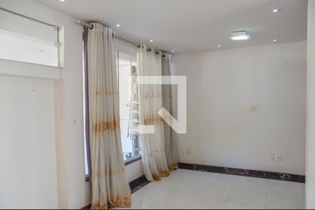 Sala de casa à venda com 3 quartos, 130m² em Rudge Ramos, São Bernardo do Campo