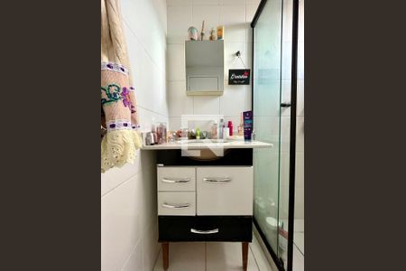 Apartamento para alugar com 56m², 2 quartos e 1 vagaDetalhe do Banheiro da Suite