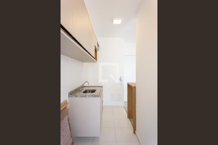 Apartamento para alugar com 46m², 2 quartos e 1 vaga Apartamento para alugar com 46m², 2 quartos e 1 vagaCozinha e Área de Serviço