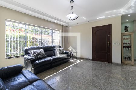 Sala de casa à venda com 3 quartos, 250m² em Vila Moinho Velho, São Paulo