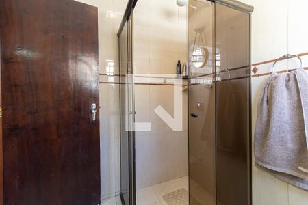 Casa à venda com 250m², 3 quartos e 3 vagasBanheiro Social