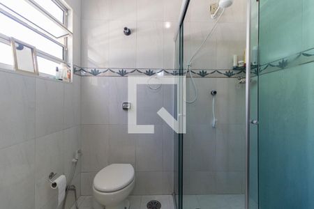 Casa à venda com 250m², 3 quartos e 3 vagasBanheiro da Suíte