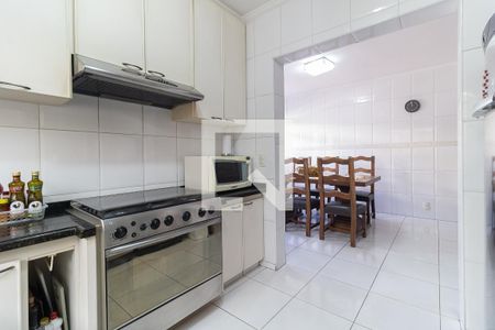 Casa à venda com 250m², 3 quartos e 3 vagasCozinha