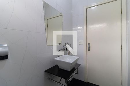 Casa à venda com 250m², 3 quartos e 3 vagasLavabo