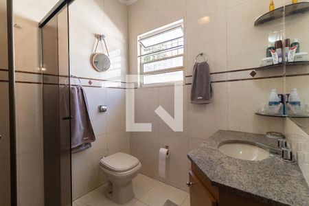 Casa à venda com 250m², 3 quartos e 3 vagasBanheiro Social