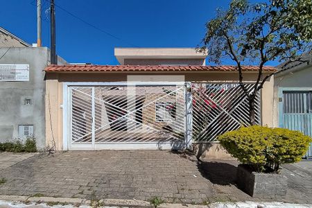 Casa à venda com 250m², 3 quartos e 3 vagasFachada