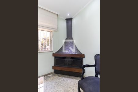 Sala de casa à venda com 3 quartos, 250m² em Vila Moinho Velho, São Paulo