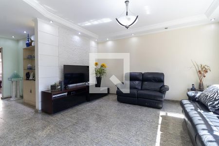 Sala de casa à venda com 3 quartos, 250m² em Vila Moinho Velho, São Paulo