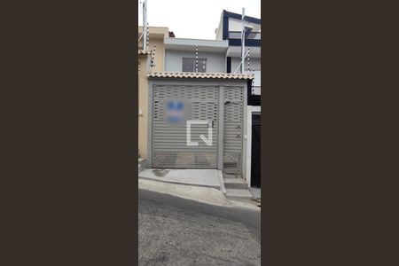 Casa para alugar com 60m², 2 quartos e 1 vagafachada