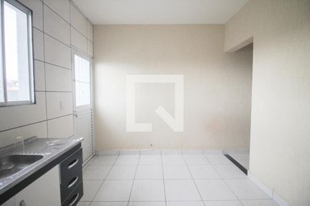 Casa para alugar com 60m², 2 quartos e 1 vagacozinha