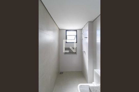 Apartamento à venda com 140m², 4 quartos e 4 vagas Apartamento à venda com 140m², 4 quartos e 4 vagasBanheiro da suíte 2