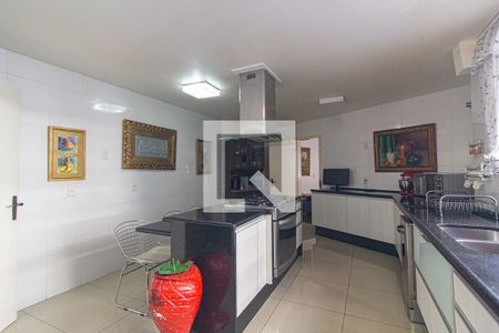 Apartamento para alugar com 500m², 6 quartos e 3 vagasCozinha