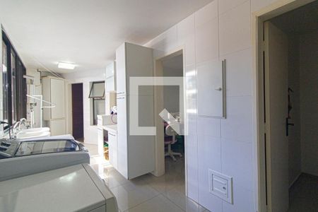 Apartamento para alugar com 500m², 6 quartos e 3 vagasÁrea de Serviço