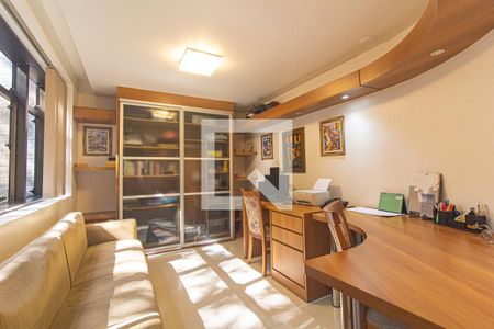 Apartamento para alugar com 500m², 6 quartos e 3 vagasEscritório