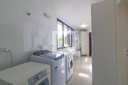 Apartamento para alugar com 500m², 6 quartos e 3 vagasÁrea de Serviço