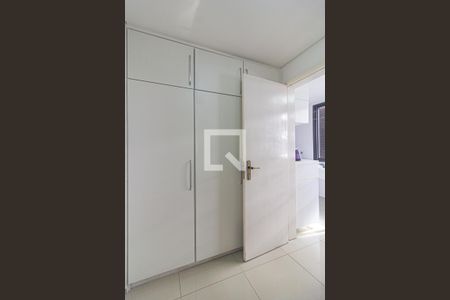 Apartamento para alugar com 500m², 6 quartos e 3 vagasQuarto de Serviço