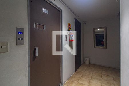 Apartamento para alugar com 500m², 6 quartos e 3 vagasElevadores de Serviço