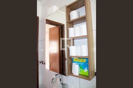 Casa à venda com 120m², 3 quartos e 1 vagaBanheiro do Quarto 2