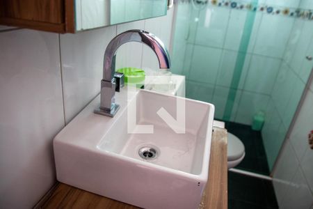 Casa à venda com 120m², 3 quartos e 1 vagaBanheiro do Quarto 2