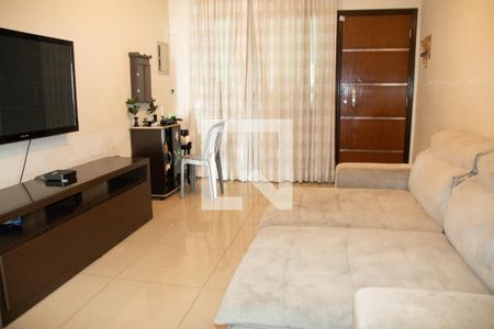 Casa à venda com 120m², 3 quartos e 1 vagaSala