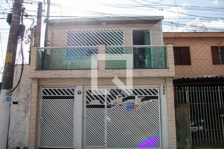 Casa à venda com 120m², 3 quartos e 1 vagaFachada