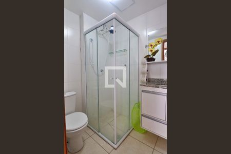 Apartamento à venda com 50m², 2 quartos e 2 vagasBanheiro Social