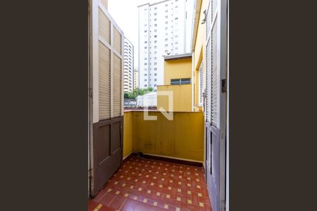 Casa à venda com 200m², 2 quartos e 2 vagas Casa à venda com 200m², 2 quartos e 2 vagasVaranda do quarto 1