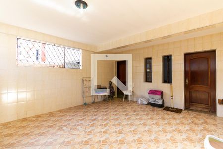 Garagem de casa à venda com 2 quartos, 200m² em Perdizes, São Paulo