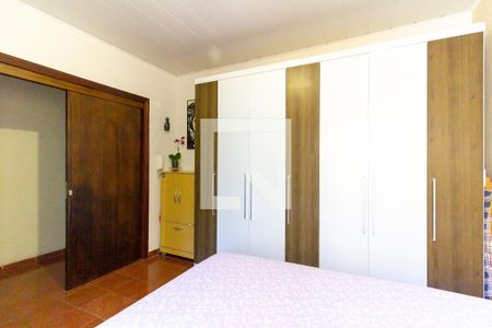 Casa à venda com 200m², 2 quartos e 2 vagas Casa à venda com 200m², 2 quartos e 2 vagasQuarto 1