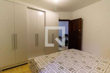 Casa à venda com 200m², 2 quartos e 2 vagas Casa à venda com 200m², 2 quartos e 2 vagasQuarto 2