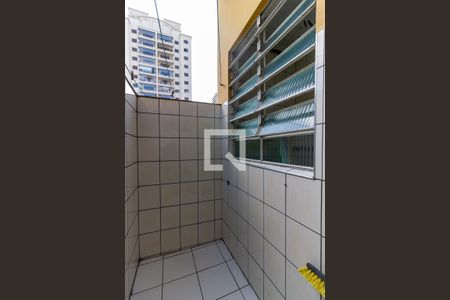 Casa à venda com 200m², 2 quartos e 2 vagas Casa à venda com 200m², 2 quartos e 2 vagasÁrea de Serviço A