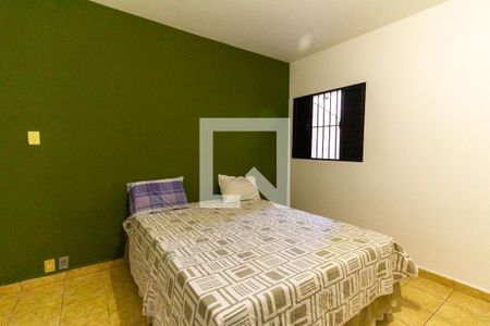 Casa à venda com 200m², 2 quartos e 2 vagas Casa à venda com 200m², 2 quartos e 2 vagasQuarto 2