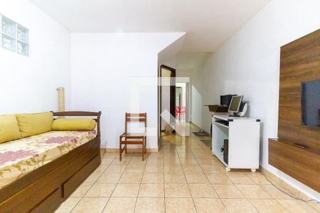 Casa à venda com 200m², 2 quartos e 2 vagas Casa à venda com 200m², 2 quartos e 2 vagasSala B