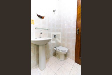Banheiro de casa à venda com 2 quartos, 200m² em Perdizes, São Paulo