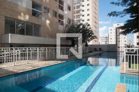 Apartamento à venda com 41m², 1 quarto e 1 vaga Apartamento à venda com 41m², 1 quarto e 1 vagaÁrea comum - Piscina