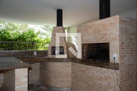 Apartamento à venda com 41m², 1 quarto e 1 vaga Apartamento à venda com 41m², 1 quarto e 1 vagaÁrea comum - Churrasqueira