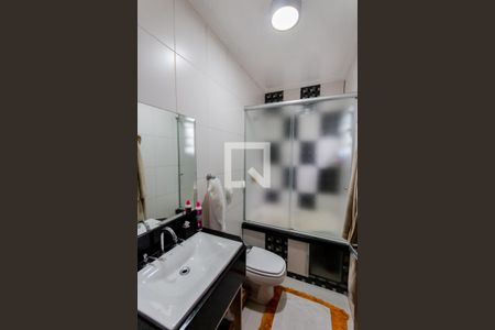 Casa à venda com 320m², 4 quartos e 4 vagasBanheiro da Suíte 4