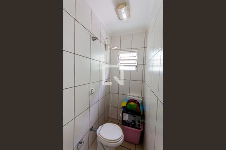 Casa à venda com 320m², 4 quartos e 4 vagasBanheiro de Serviço