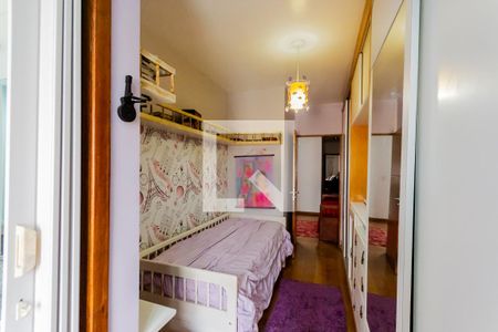 Casa à venda com 320m², 4 quartos e 4 vagasSuíte 2