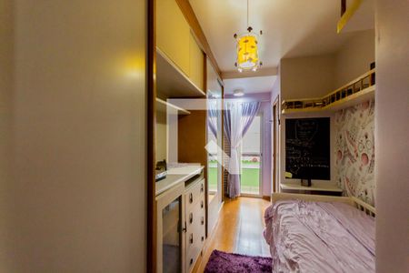 Casa à venda com 320m², 4 quartos e 4 vagasSuíte 2