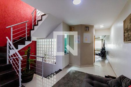 Casa à venda com 320m², 4 quartos e 4 vagasHall