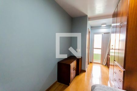 Casa à venda com 320m², 4 quartos e 4 vagasSuíte 1