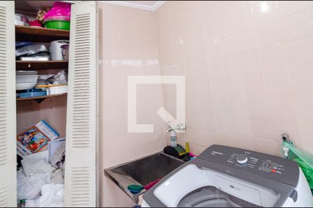 Casa à venda com 500m², 3 quartos e 2 vagasLavanderia