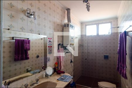 Casa à venda com 500m², 3 quartos e 2 vagasBanheiro da Suíte