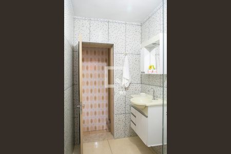 Casa à venda com 150m², 3 quartos e 2 vagasBanheiro