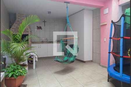 Casa à venda com 150m², 3 quartos e 2 vagasQuintal