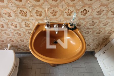 Casa à venda com 68m², 3 quartos e sem vaga Casa à venda com 68m², 3 quartos e sem vagaBanheiro 1